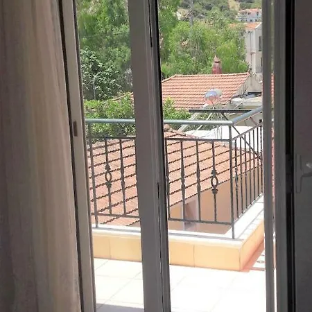 Giannos Appartement *