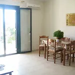 Apartment Giannos *