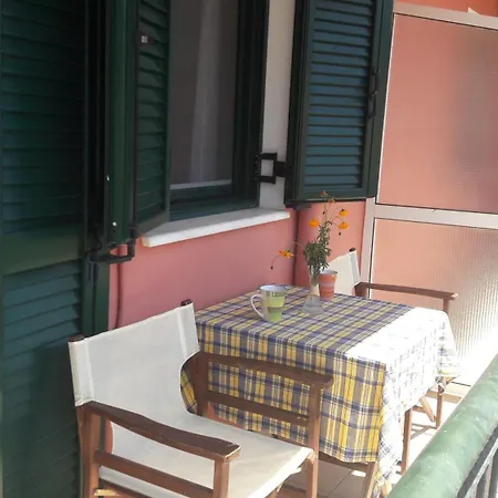 Apartment Giannos *
