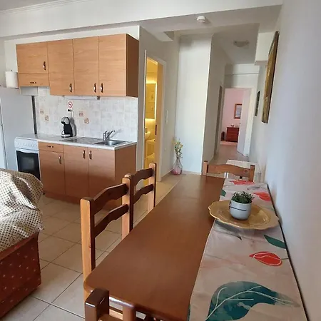 Giannos Apartment Agia Efimia