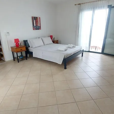 Giannos Apartment Agia Efimia