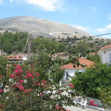 Giannos Apartament *