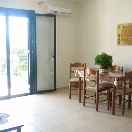 Apartament Giannos *